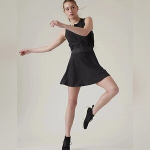 Athleta Stretchy And Flowy Venture Out Black Dress Size 0